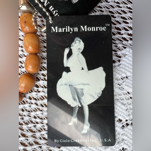 Marilyn Monroe 🆕/Vintage from 2002 Wooden Bag by Cielo Creations, tags attached - Picture 8 of 15